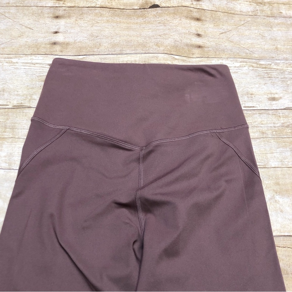 Girlfriend Collective Cocoa Compressive High Rise Leggings - Picture 4 of 7